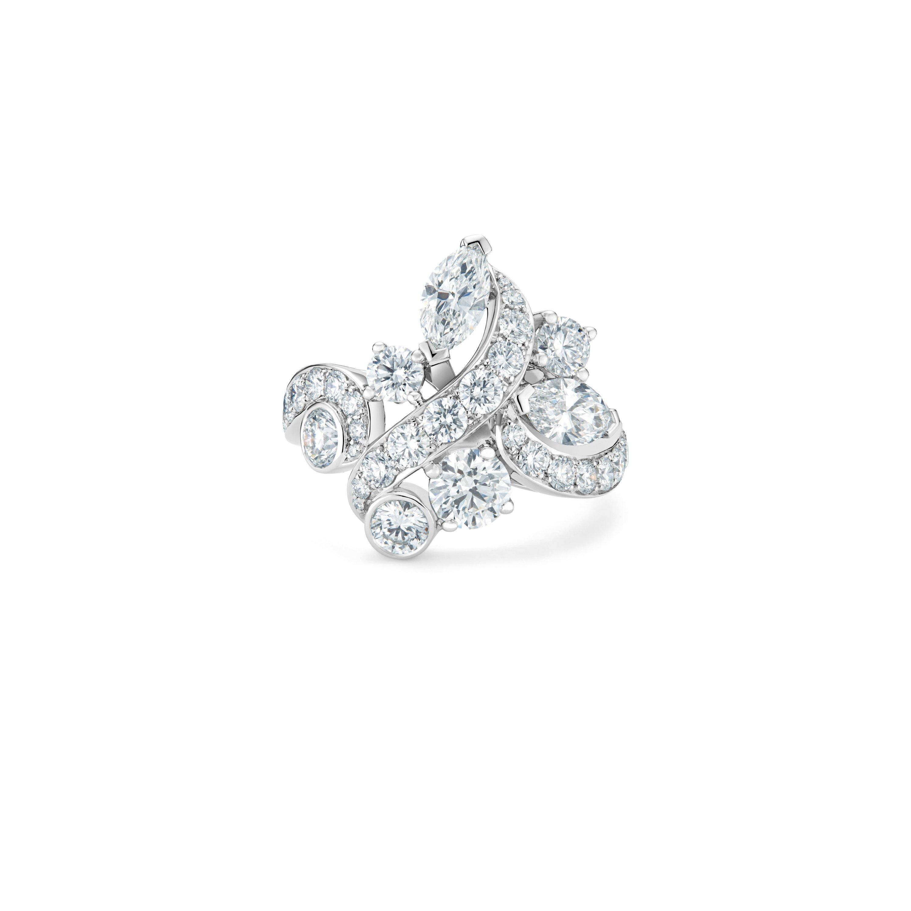 Adonis Rose cluster ring in white gold, image 1