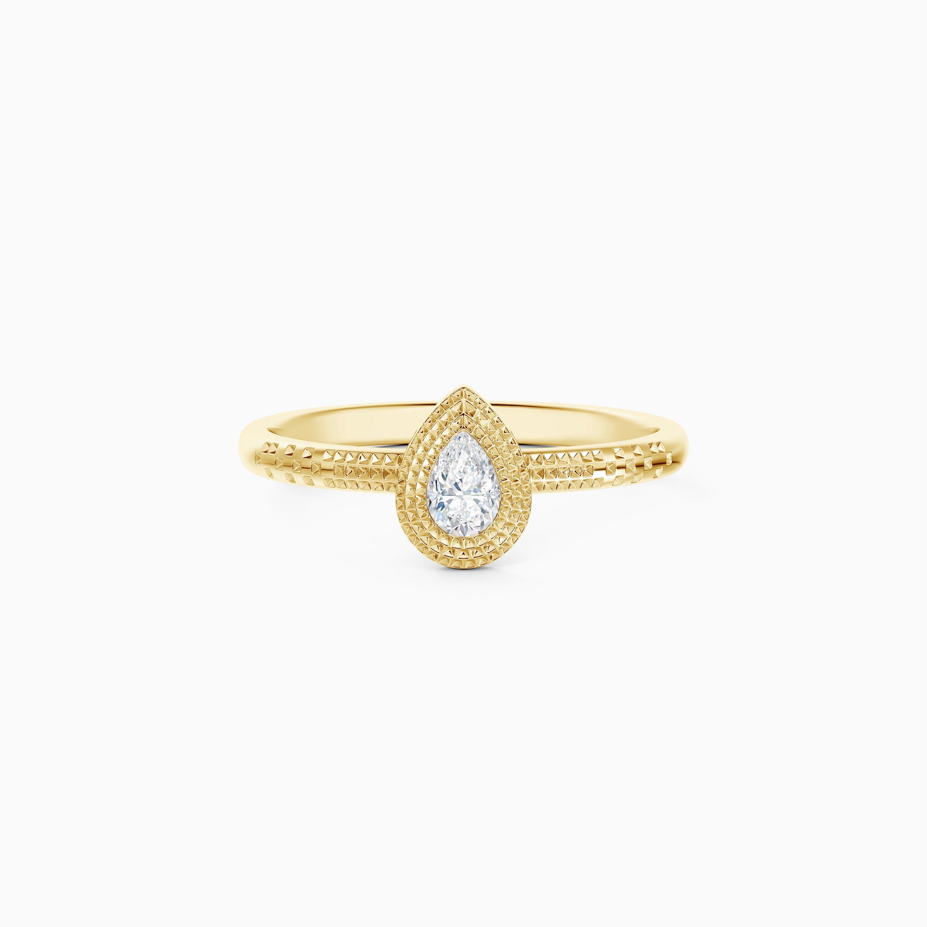 Talisman Pear-Shaped Diamond Ring in Yellow Gold, image 1