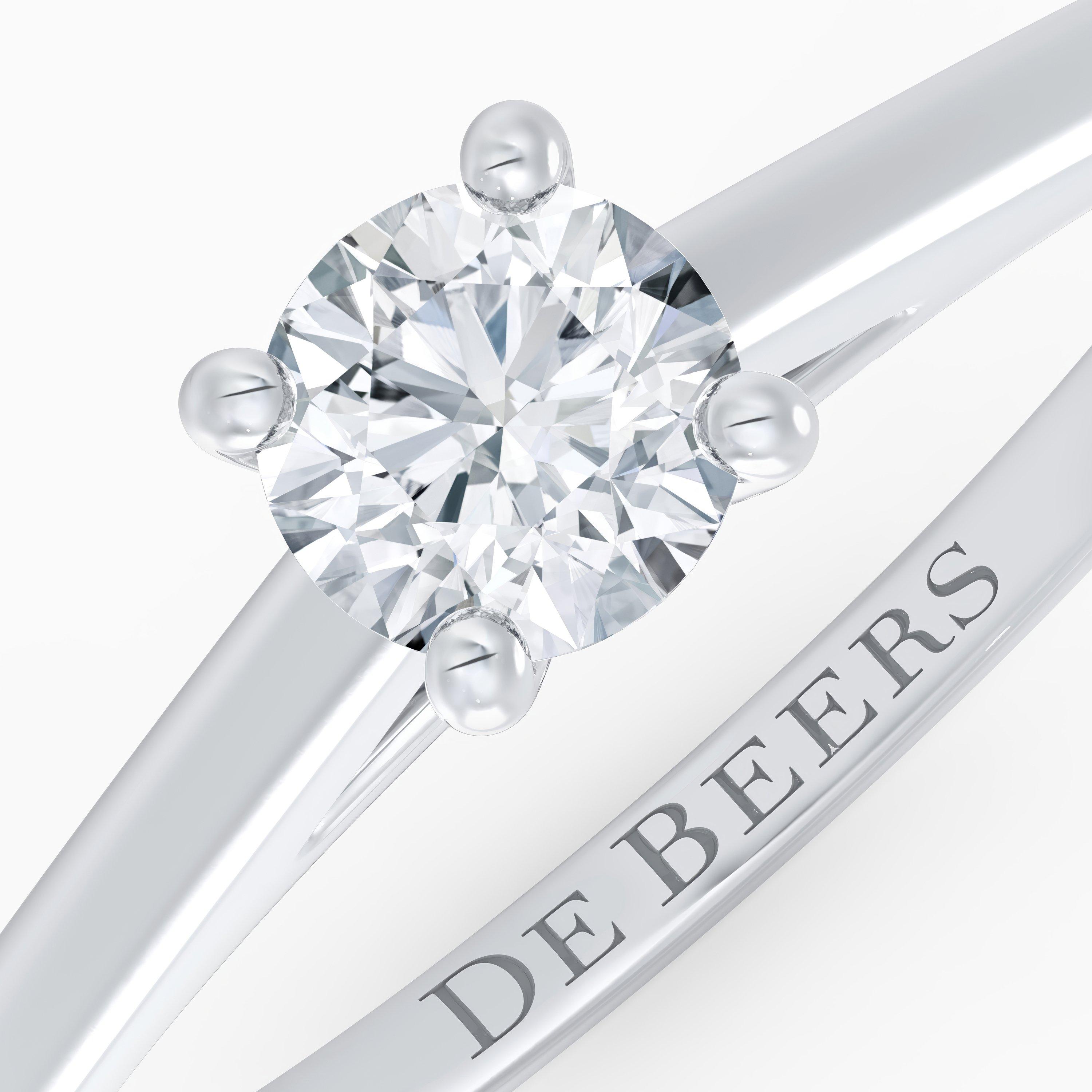 DB Classic round brilliant diamond ring in platinum, image 2