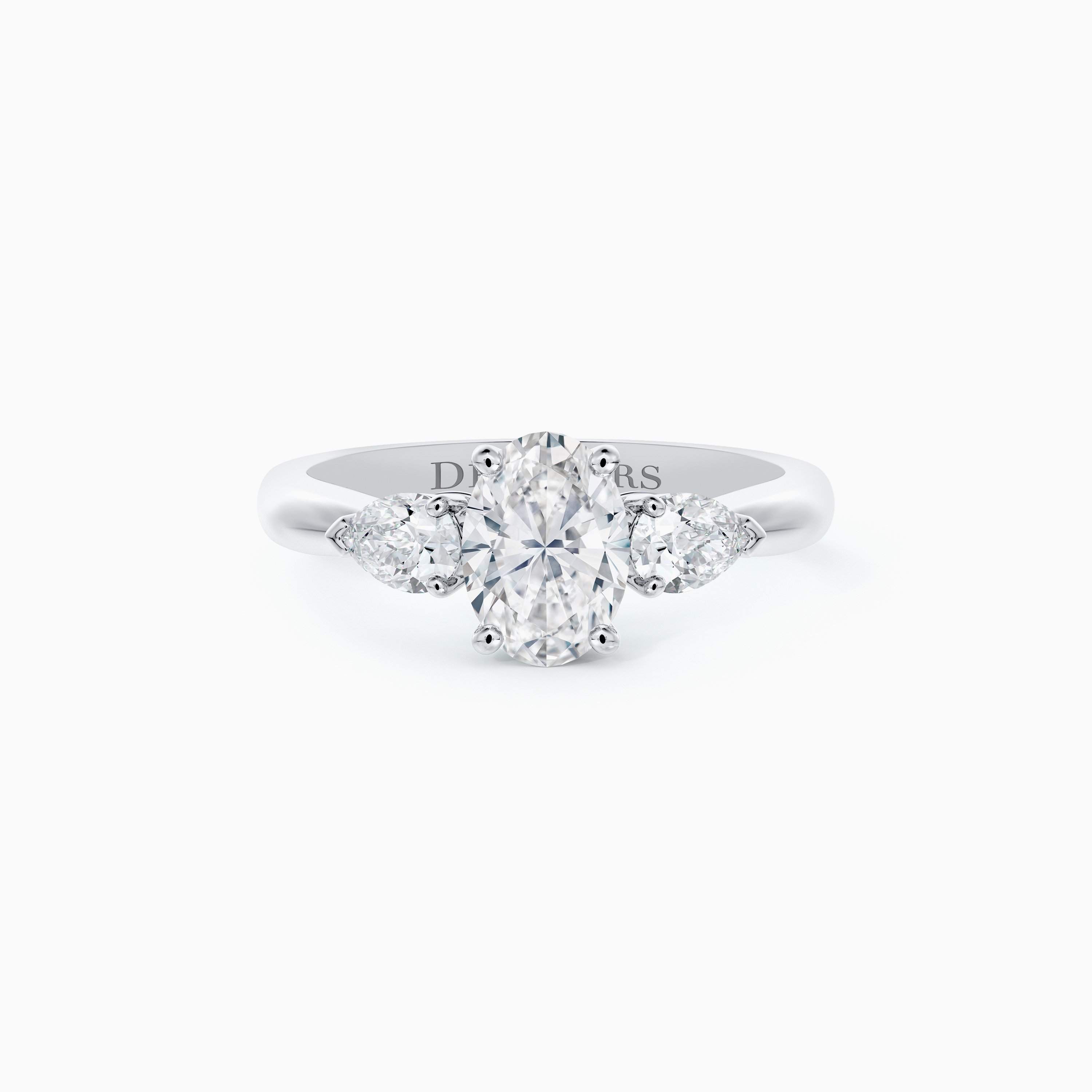 Solitaire DB Classic Taille Ovale et Diamants Latéraux Taille Poire Solitaire DB Classic Taille Ovale et Diamants Latéraux Taille Poire, image 1