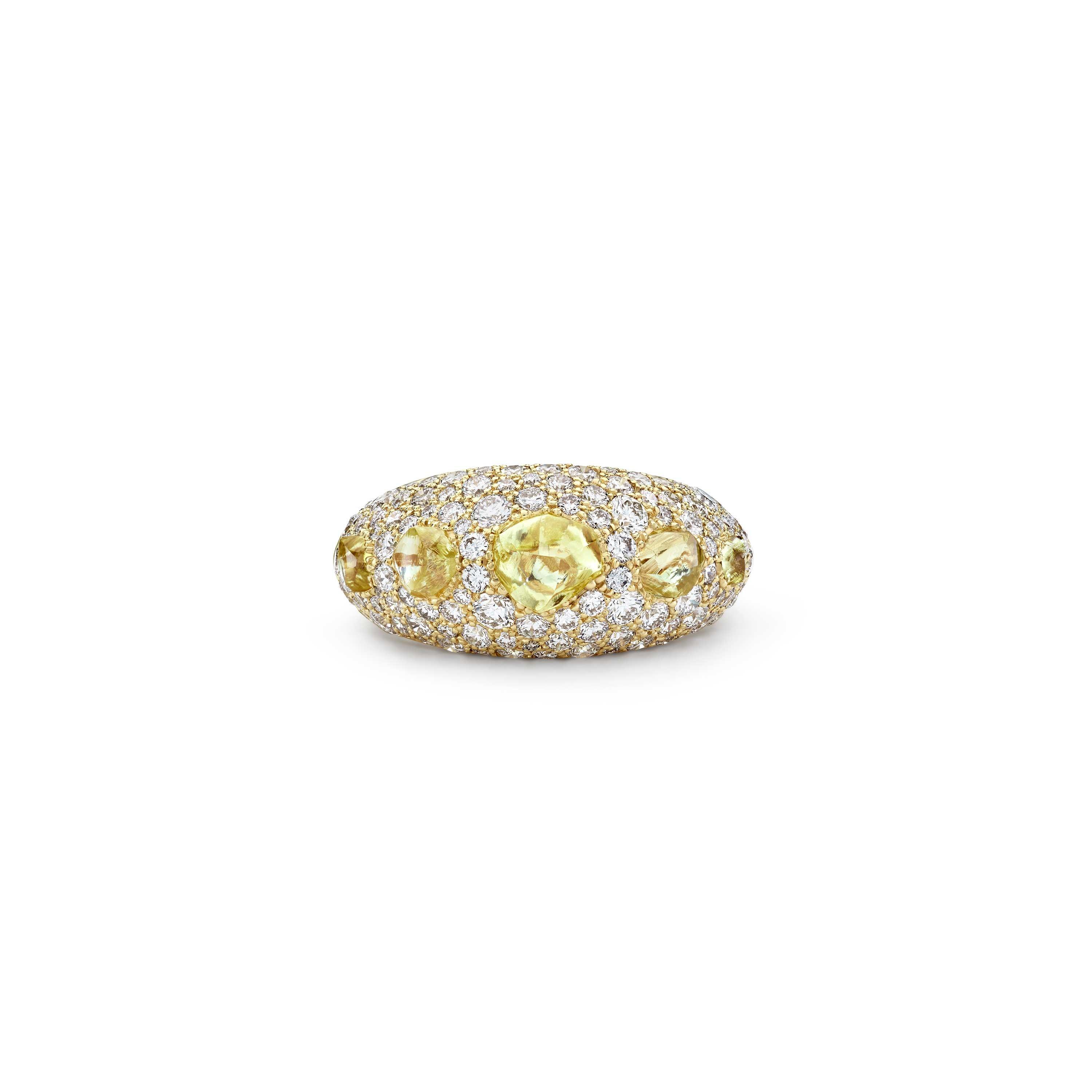 Talisman cocktail ring in yellow gold, image 1