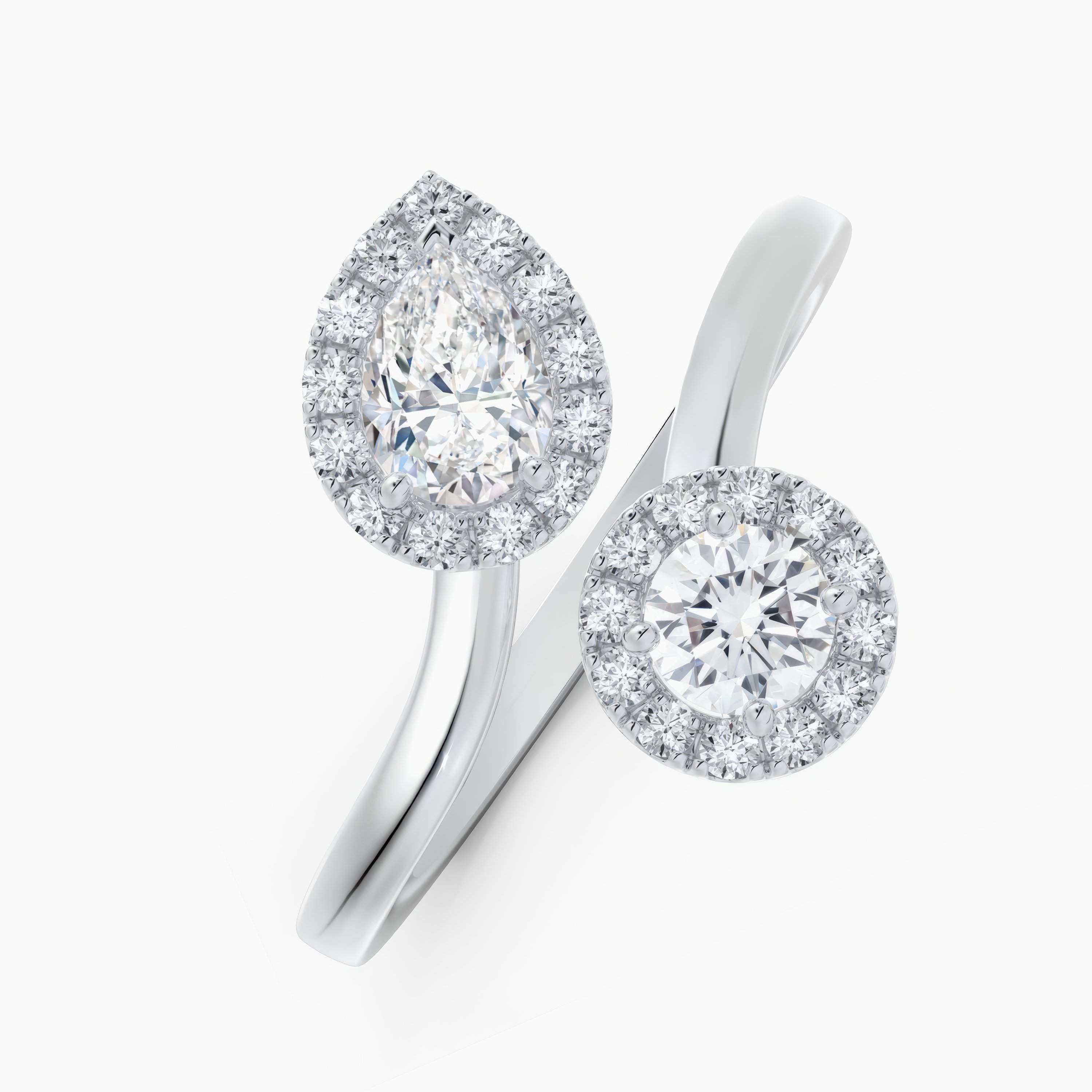 Aura Toi & Moi pear-shaped and round brilliant diamond ring Aura Toi & Moi pear-shaped and round brilliant diamond ring, image 2