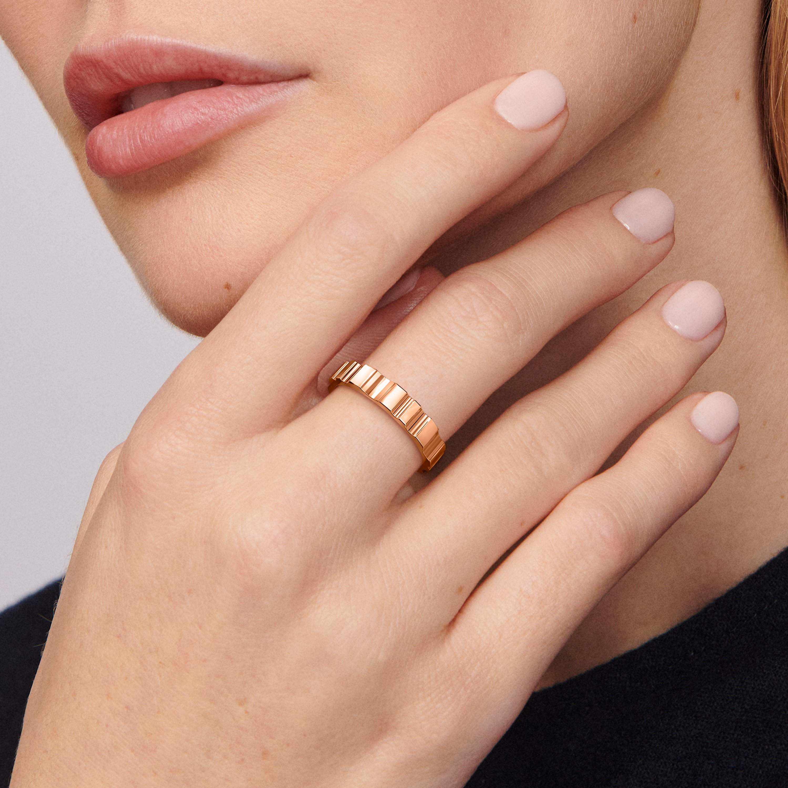 De Beers RVL Band Ring in Rose Gold De Beers RVL Band Ring in Rose Gold, image 3