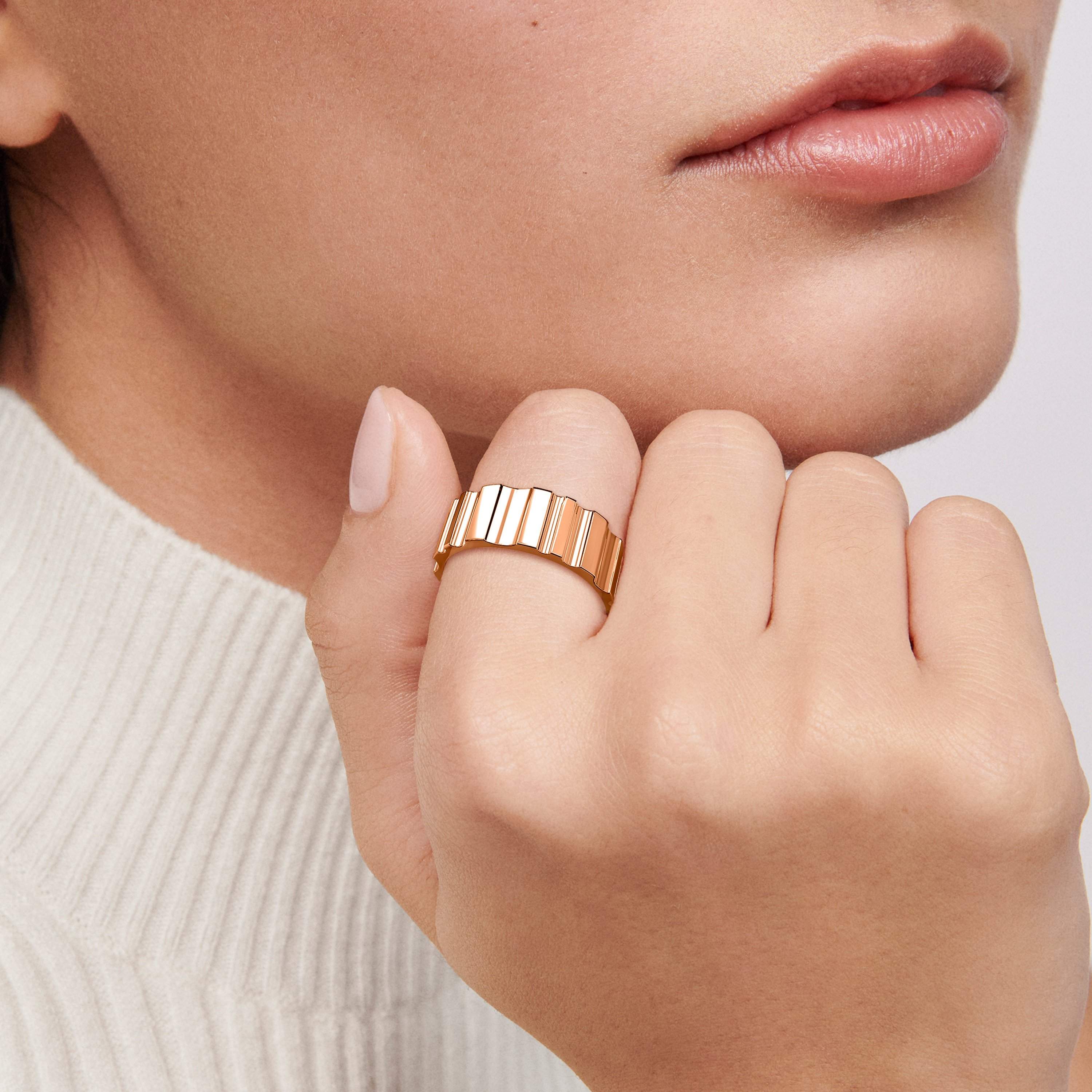 De Beers RVL Band Ring in Rose Gold De Beers RVL Band Ring in Rose Gold, image 3