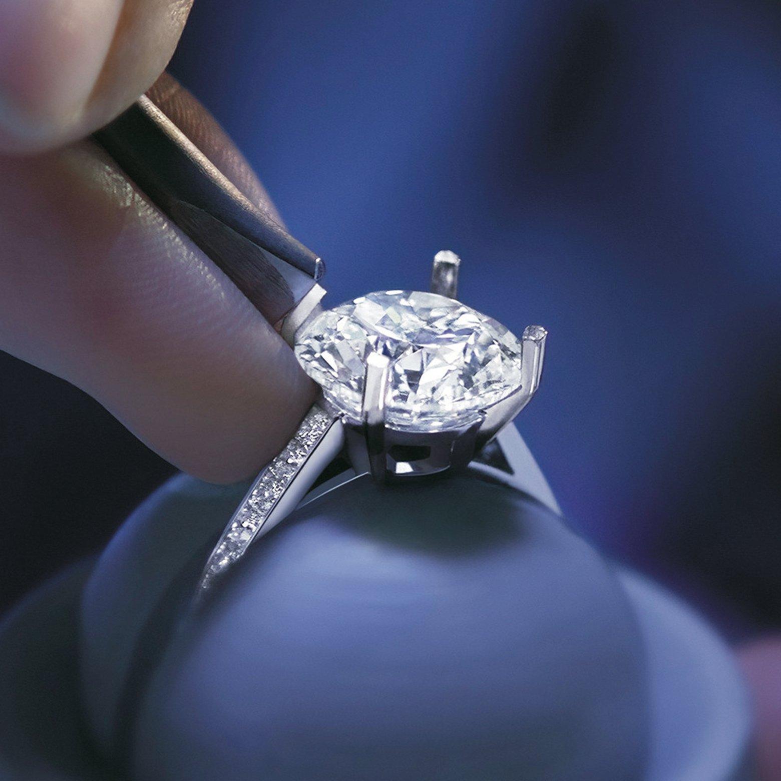 De Beers Craftsmanship