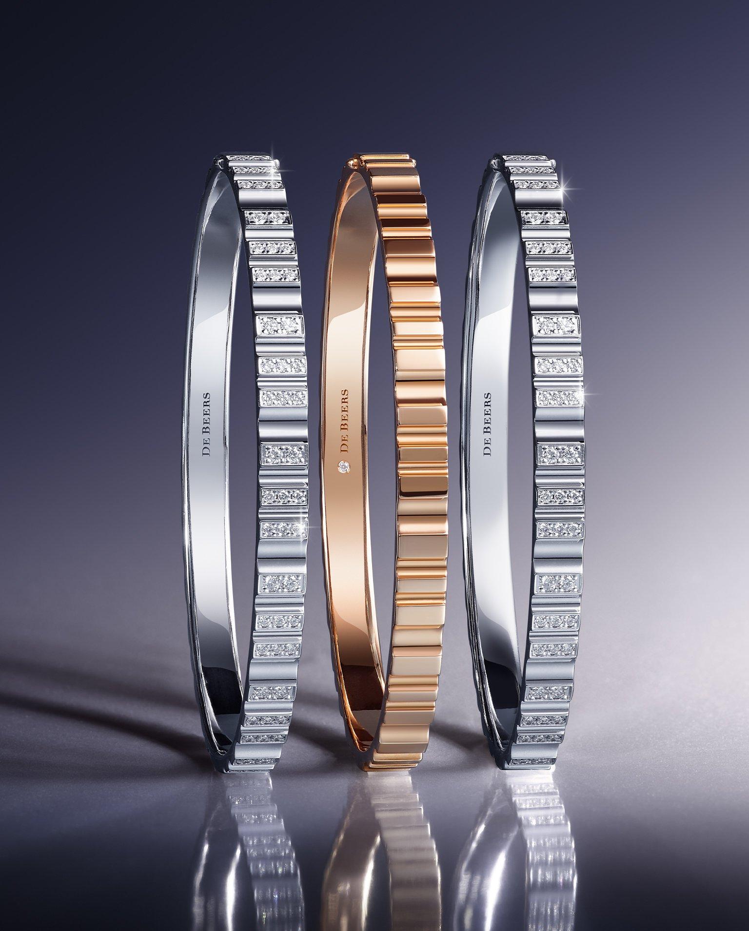 Lotus on model wearing Lotus by DE BEERS jewellery collection