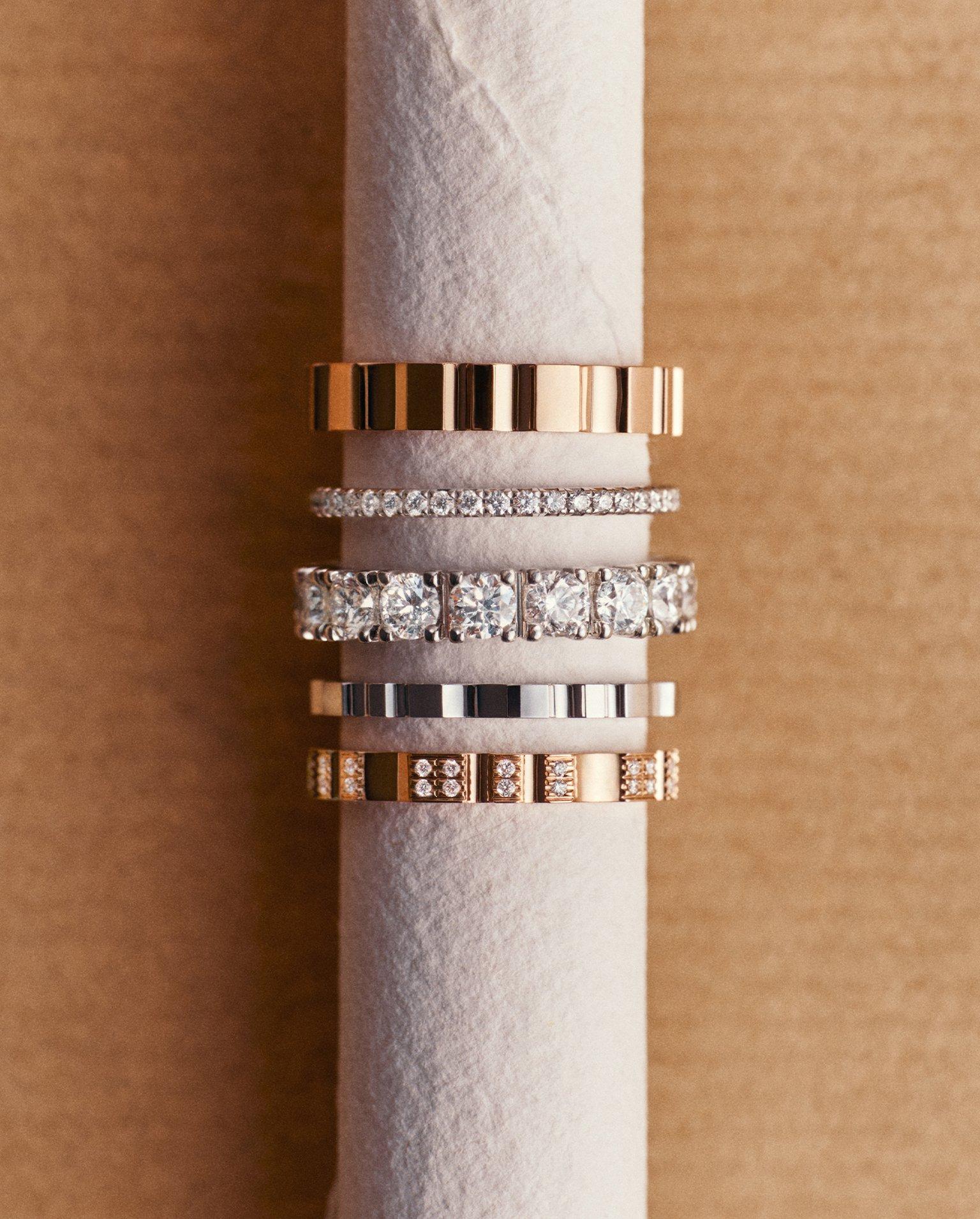Lotus on model wearing Lotus by DE BEERS jewellery collection