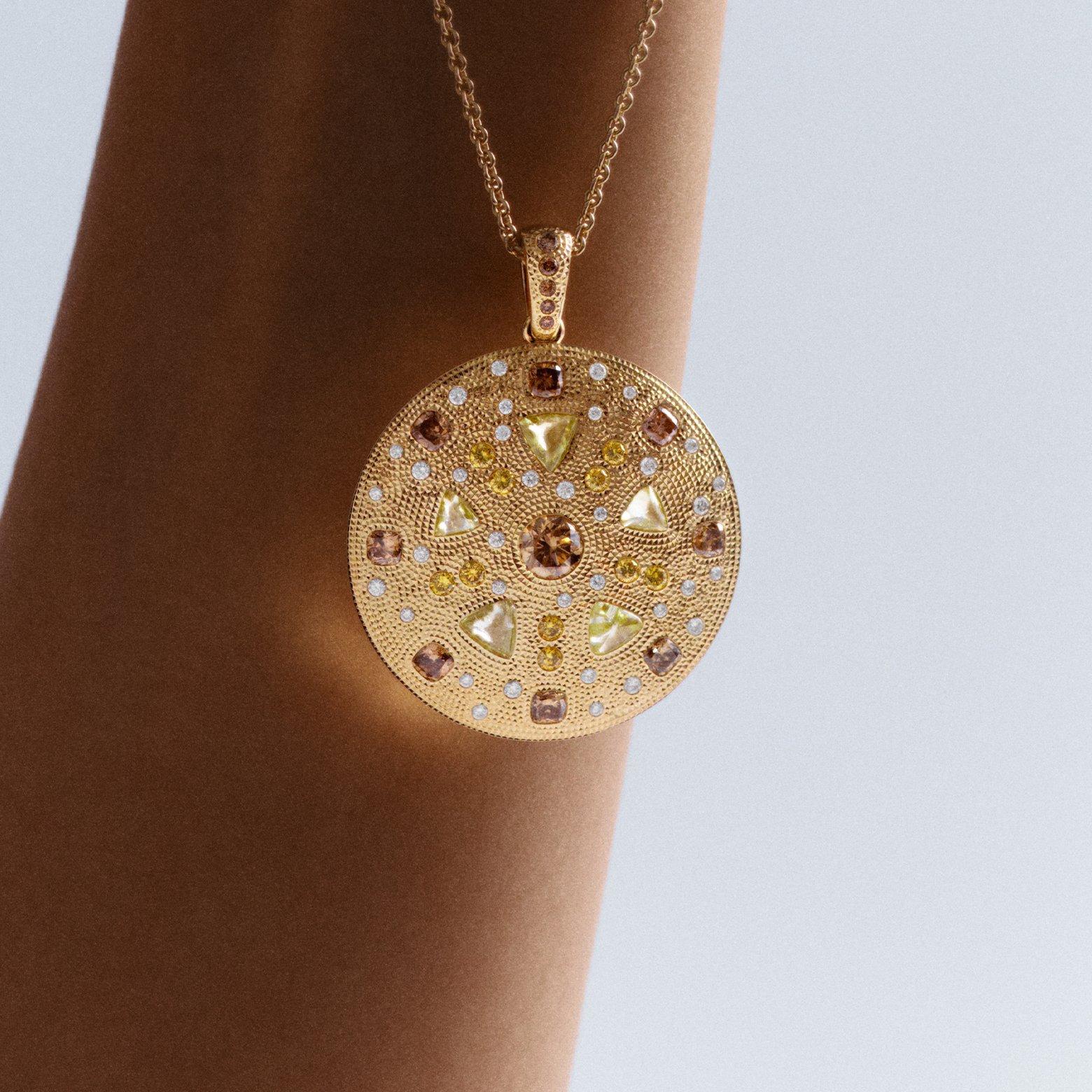 Find a De Beers Store