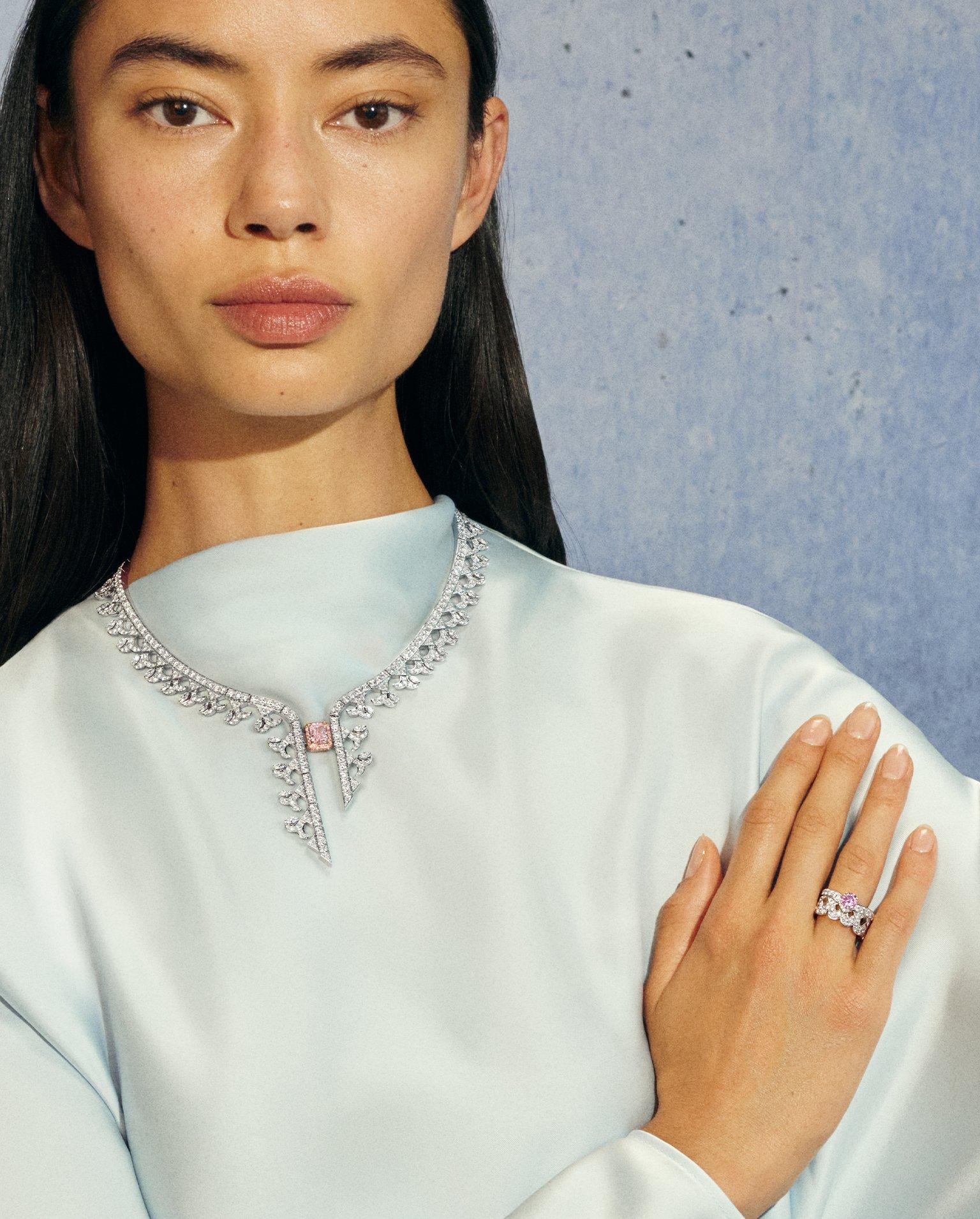 Lotus by DE BEERS Model Jewellery