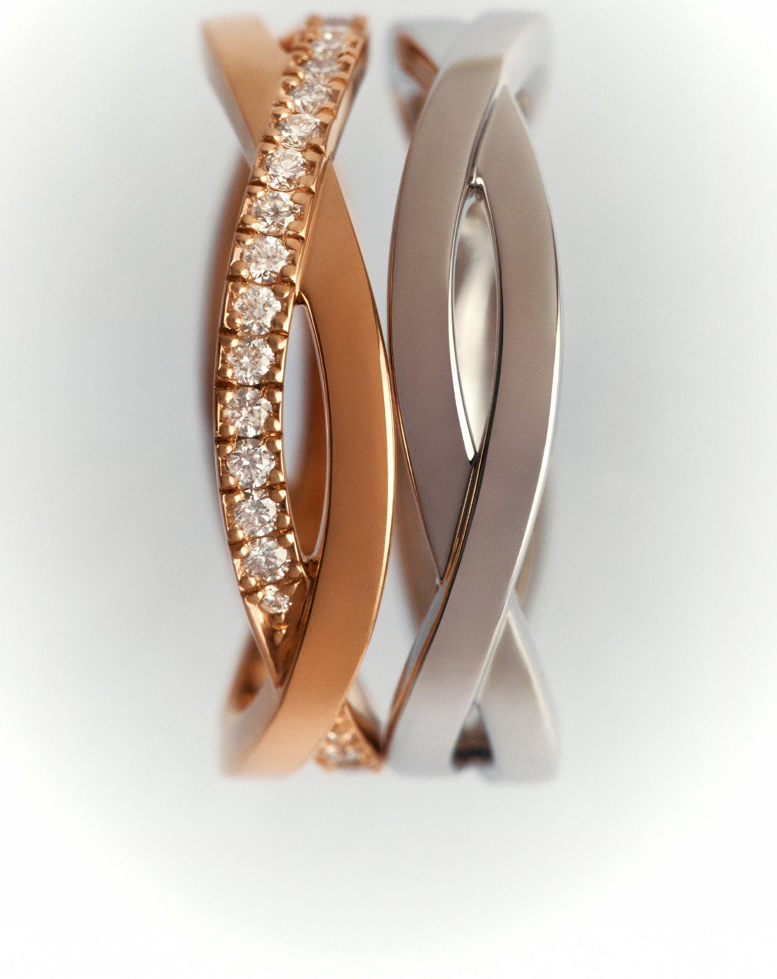 Lotus on model wearing Lotus by DE BEERS jewellery collection