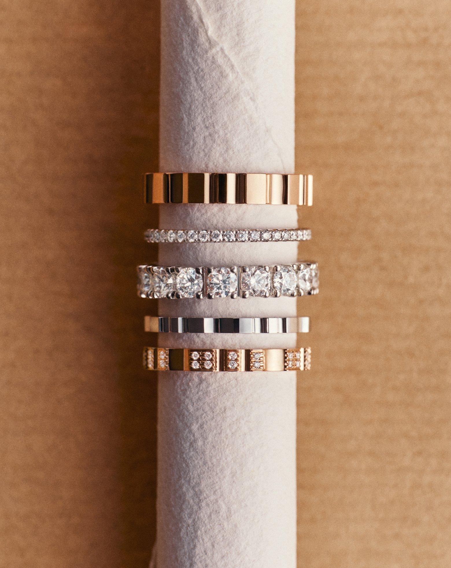 Lotus on model wearing Lotus by DE BEERS jewellery collection