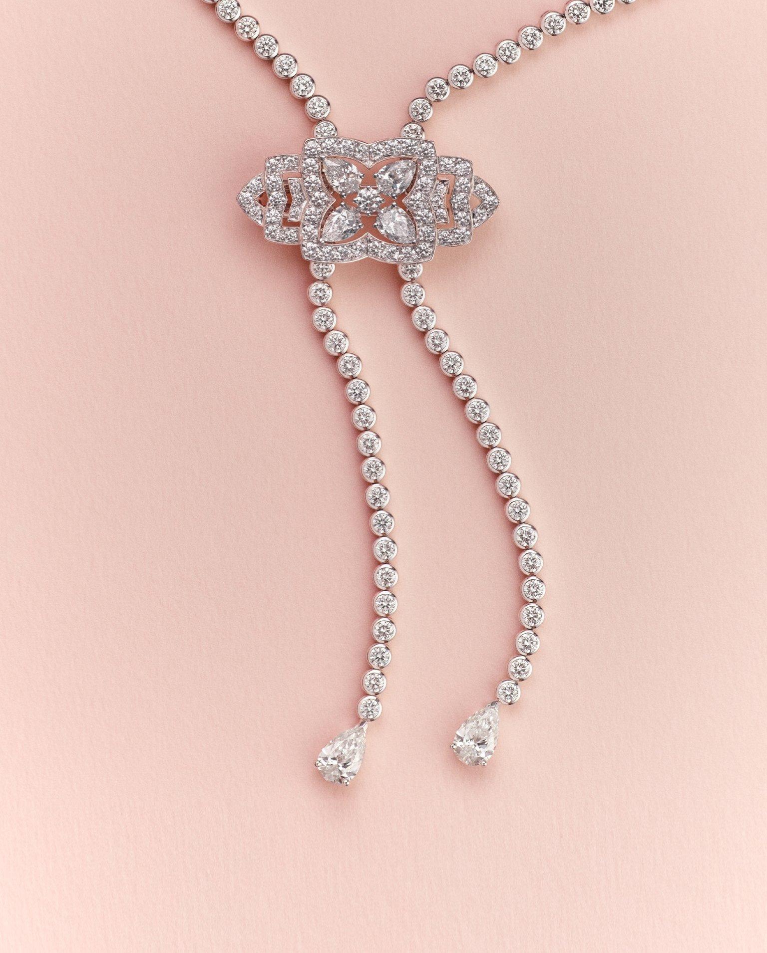 High Jewellery Enchanted Lotus