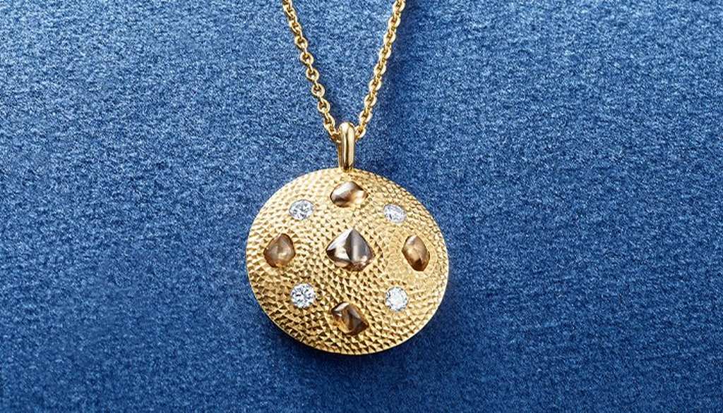 Diamond Jewelry | Luxury Jewelry | De Beers US Diamond Jewelry | Luxury Jewelry | De Beers US