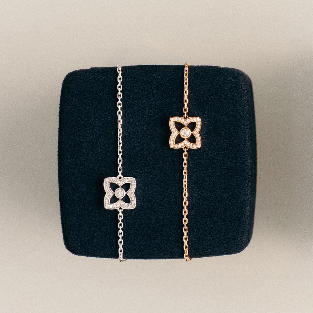 Lotus by DE  BEERS Pendant