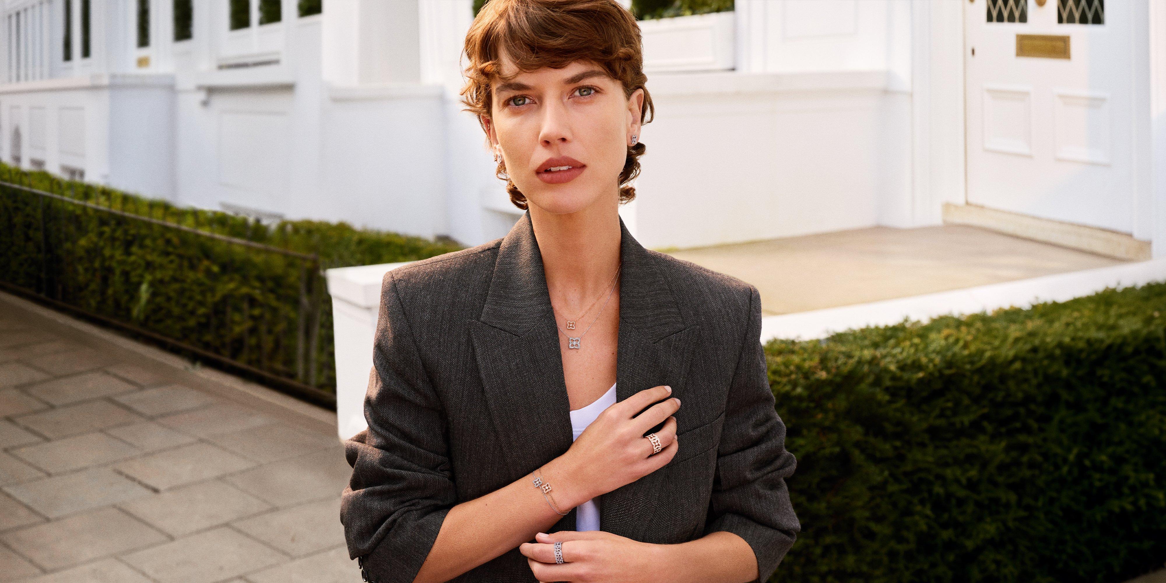 Lotus by DE BEERS Model Jewellery