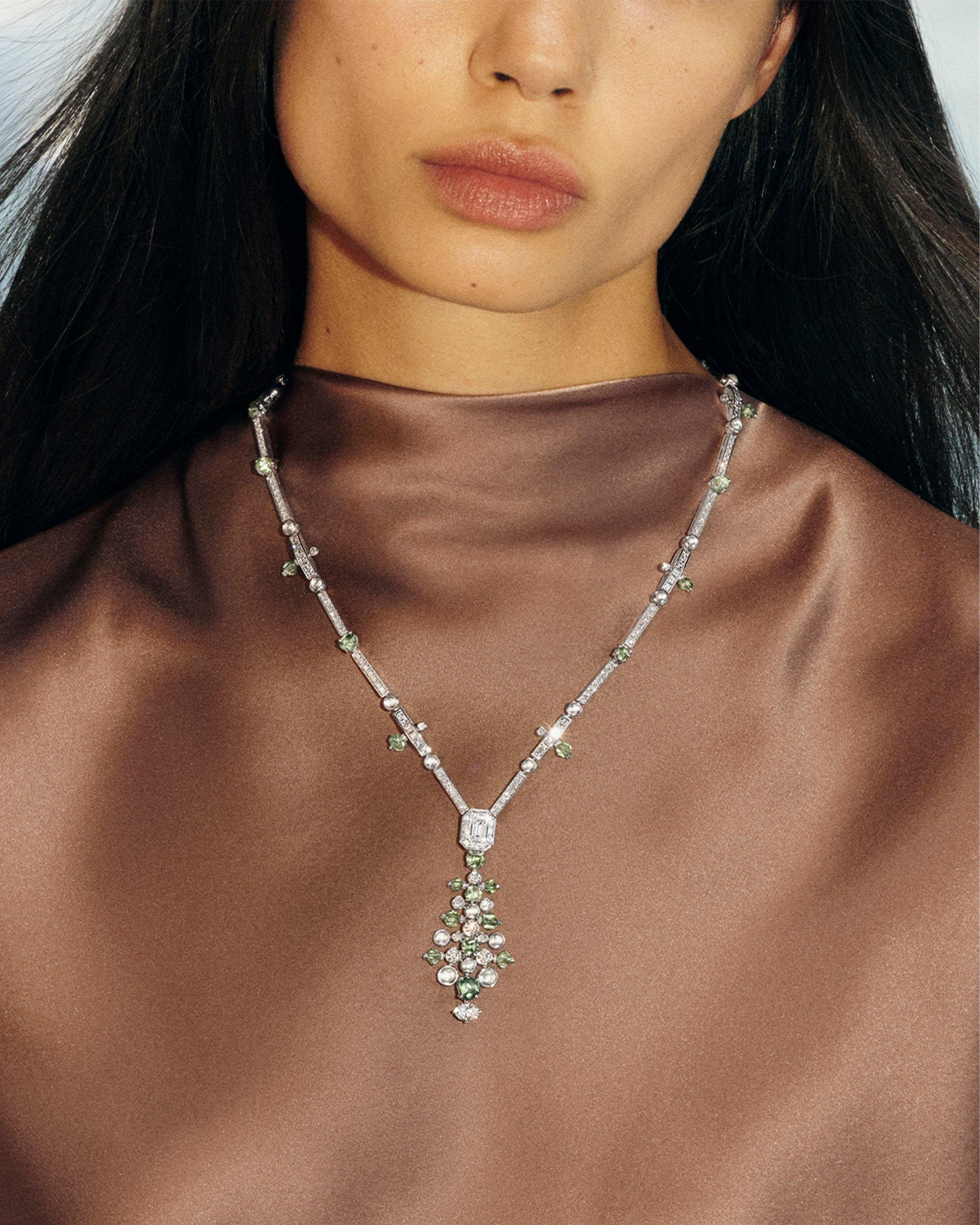 Undulation Necklace