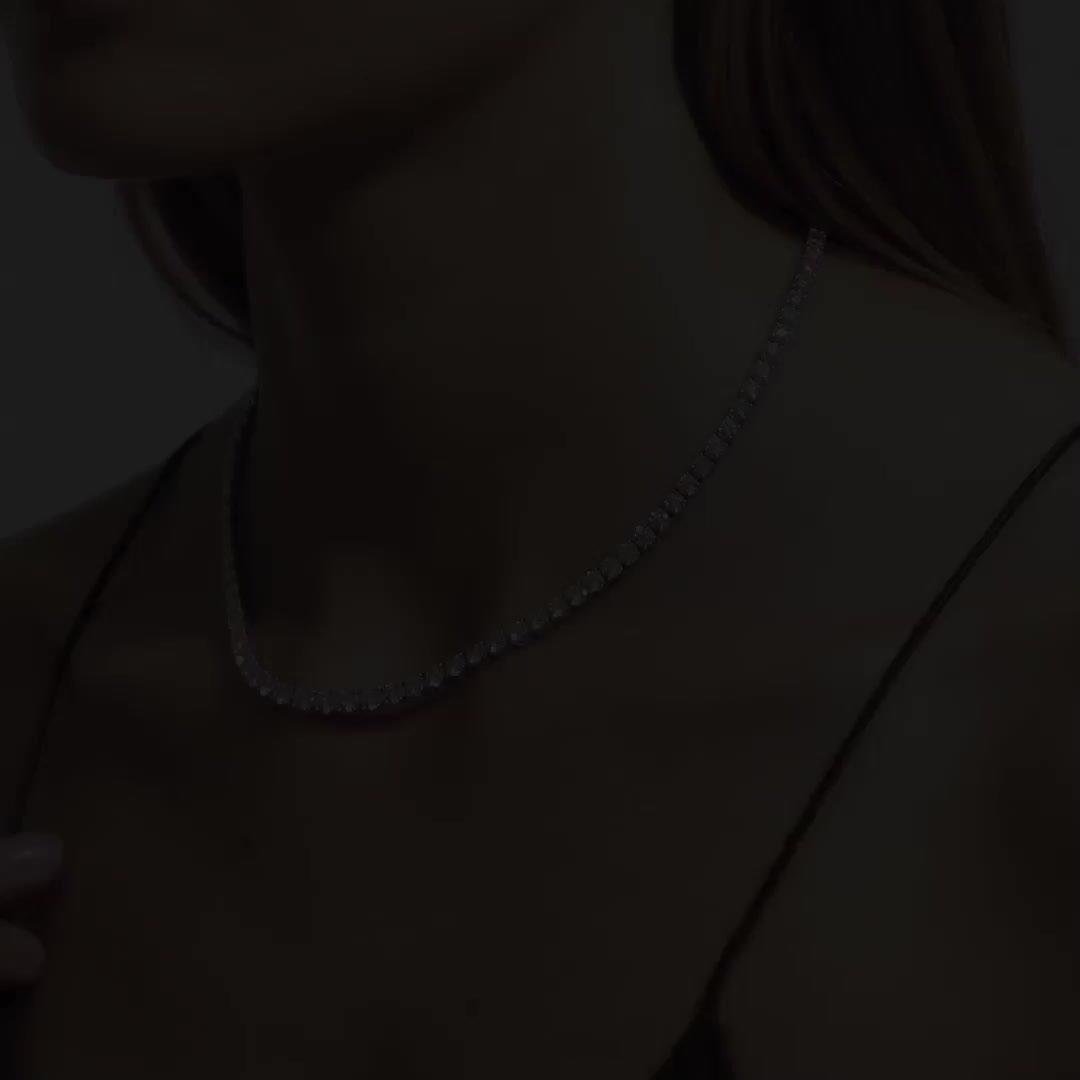 DB CLASSIC ETERNITY LINE 白金漸變圓形明亮式切割鉆石項鏈, video 1