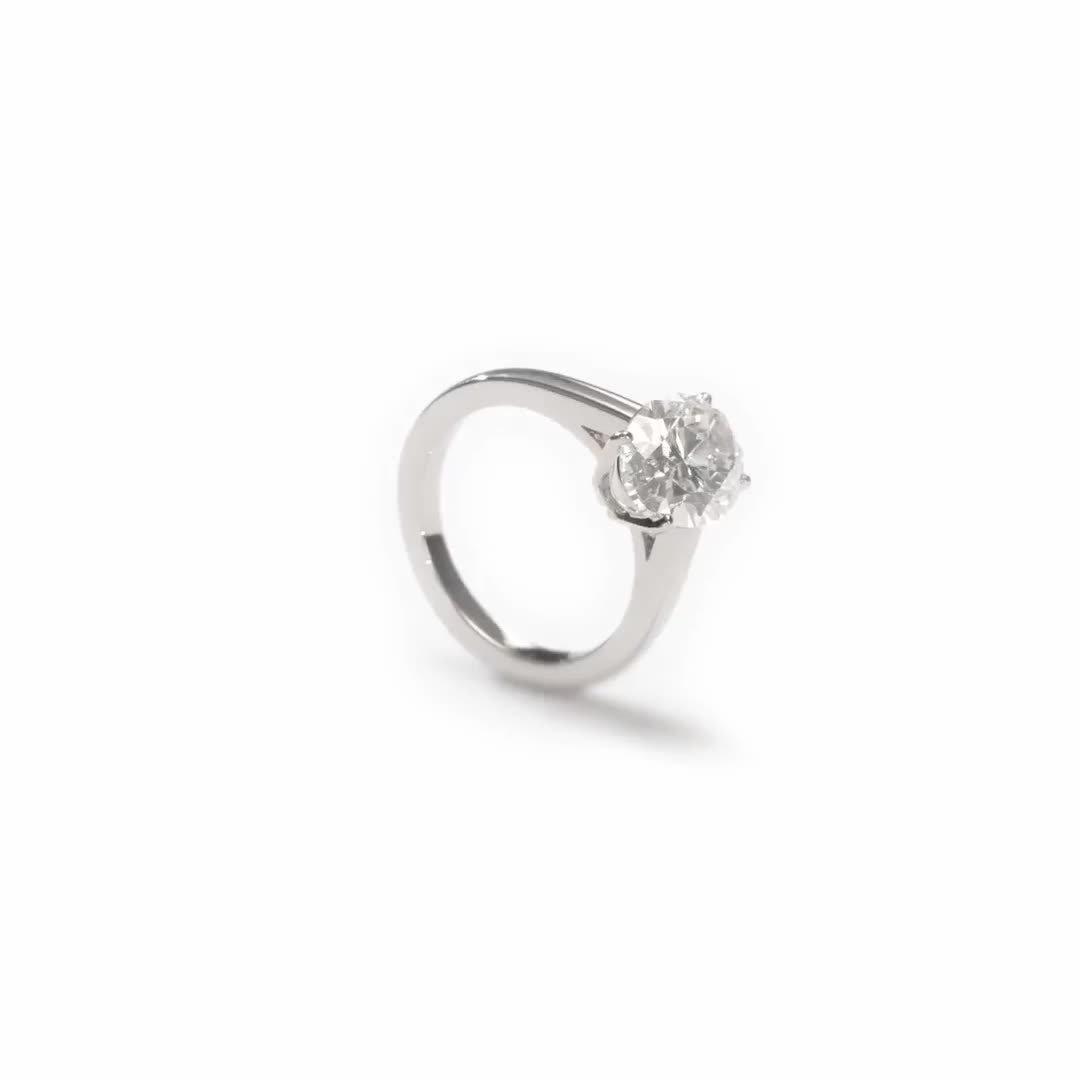 De Beers Classic 橢圓形及水滴形切割鉆戒, video 2