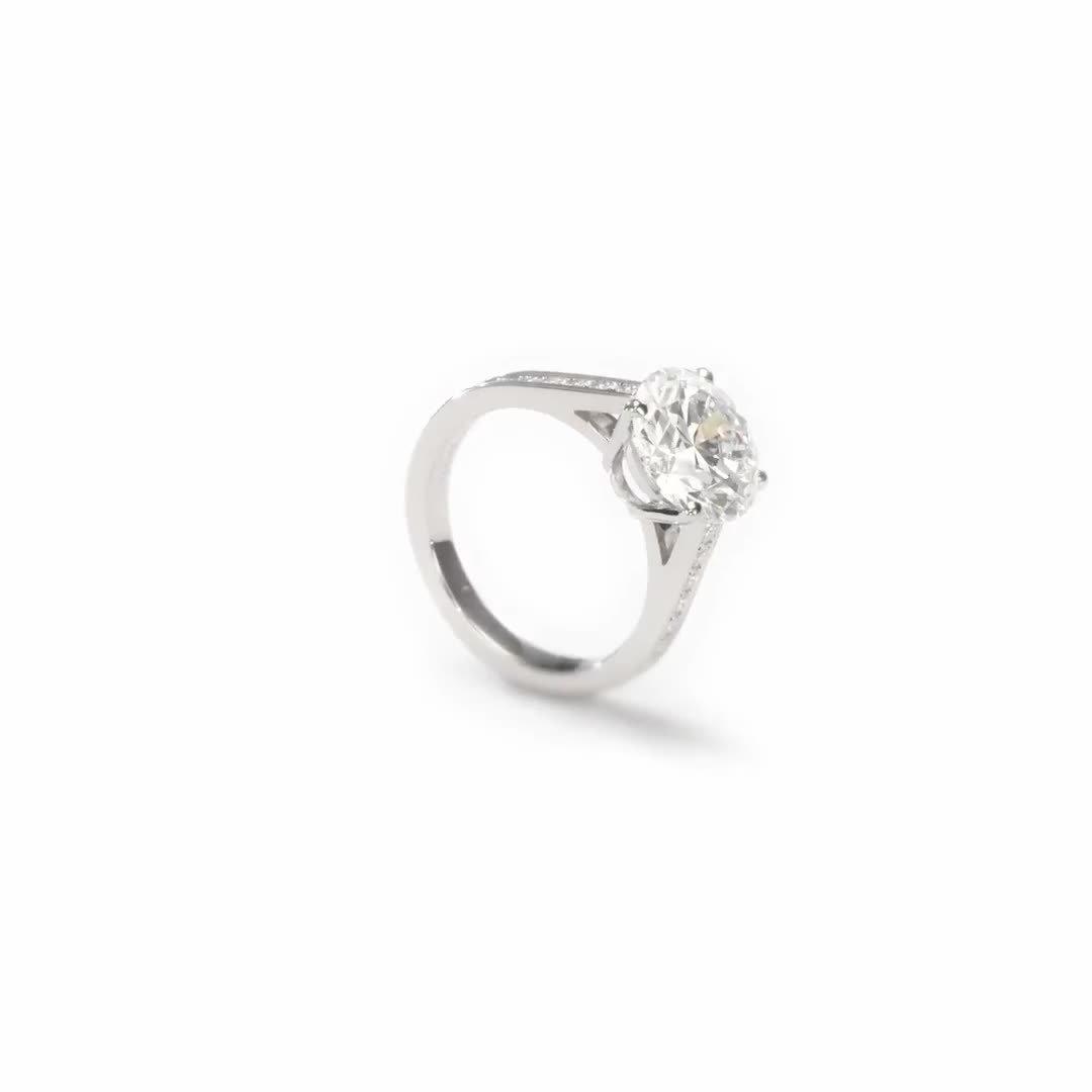 Old Bond Street 圓形明亮式切割鉆戒, video 2