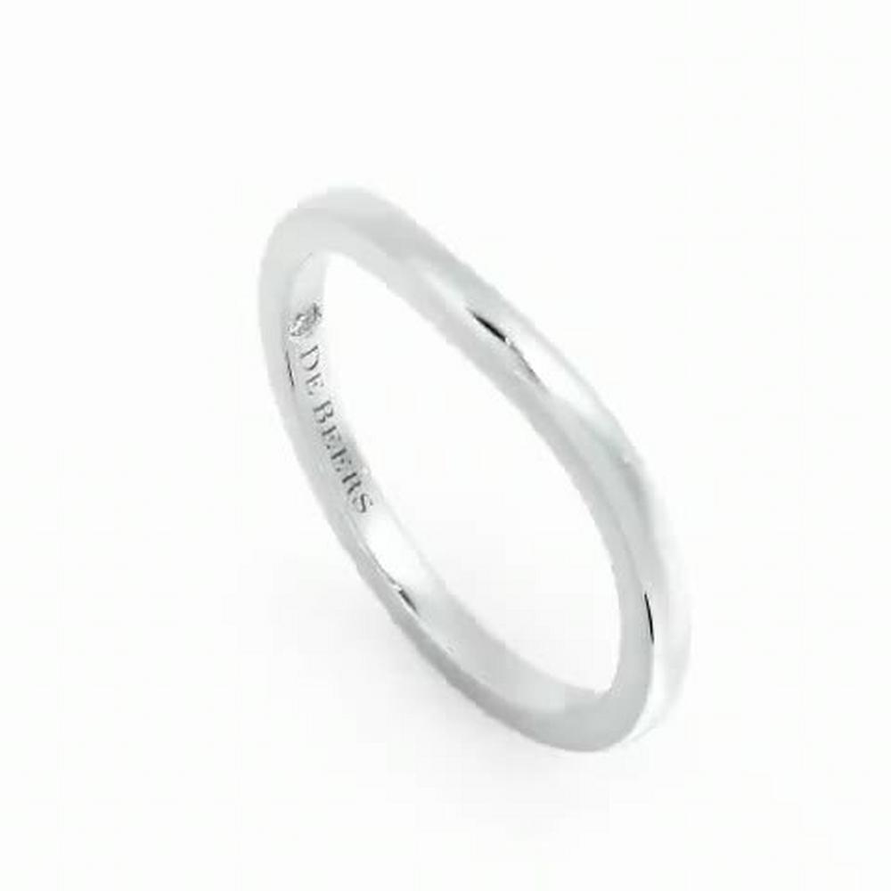 DB Classic Plain Shaped Wedding Band in Platinum De Beers CA